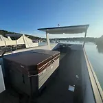 Floating Sea House - Pula 1