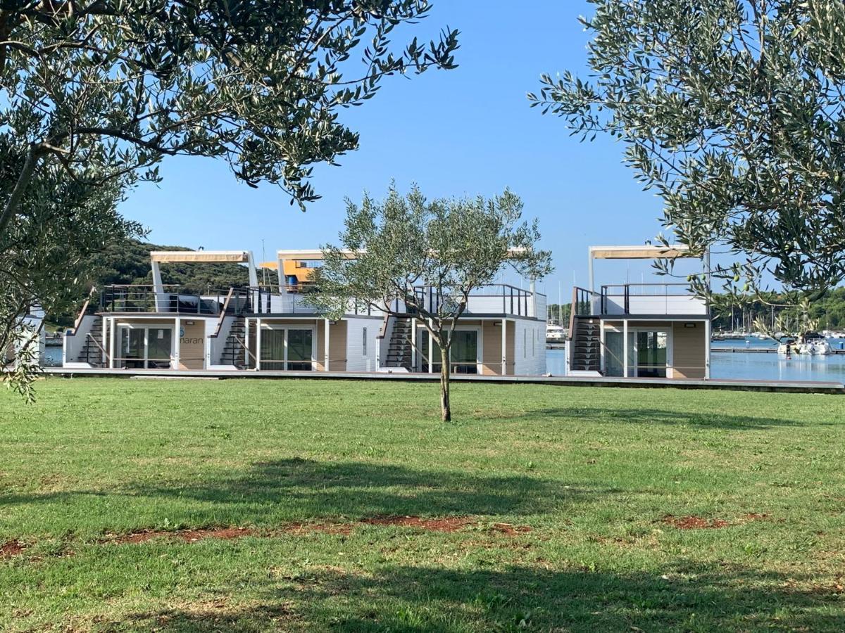 Apartment Floating Sea House - 1 Pula